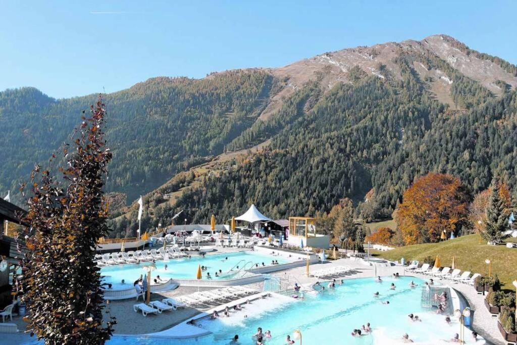 Charmant Studio Renove Situe Dans Les Bains D'Ovronnaz, Immeuble Les Sources 외부 사진